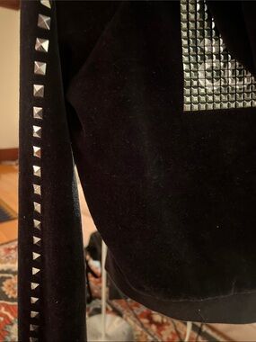 Juicy couture Y2Kwomen’s Black Velvet Zip-Up Bomber Hoodie with Studded Sleeve